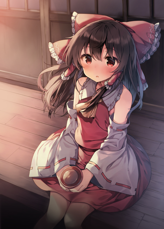 Hakurei_Reimu_full_2043646.jpg