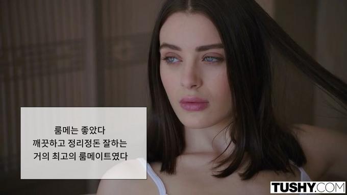 Two bulky homies impale Lana Rhoades on their big black dicks
