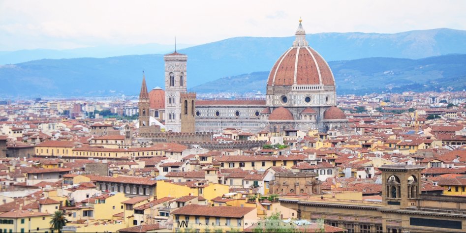 Panoramic_view_of_Florence.jpg