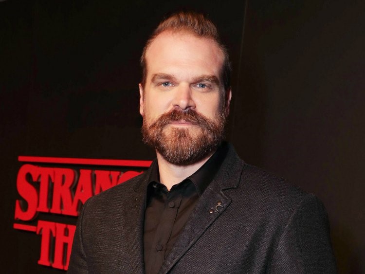 david-harbour-stranger.jpg