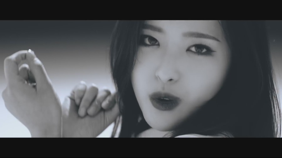 [MV] 이달의 소녀 (LOONA)  favOriTe 0000129368ms.png
