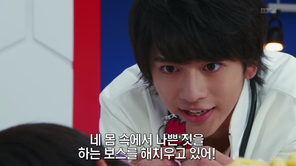 가면라이더 에그제이드 제 1화 I'm a 가면라이더!(스압)_104.jpg