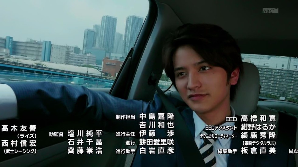 가면라이더 에그제이드 제 1화 I'm a 가면라이더!(스압)_240.jpg