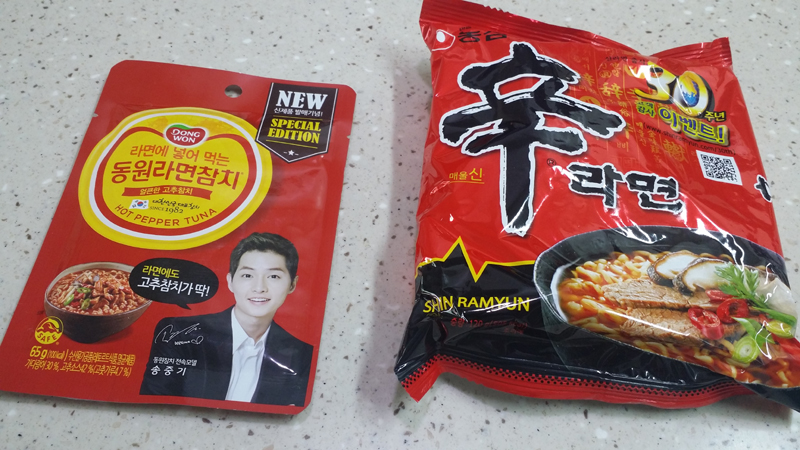 라면에 고추참치를 넣어 먹어봤어요_1.jpg