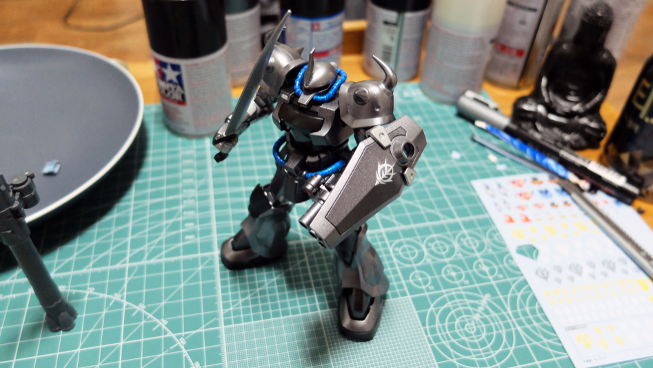 HGUC 구프 커스텀 - 건메탈 캔스프레이 도색_3.jpg