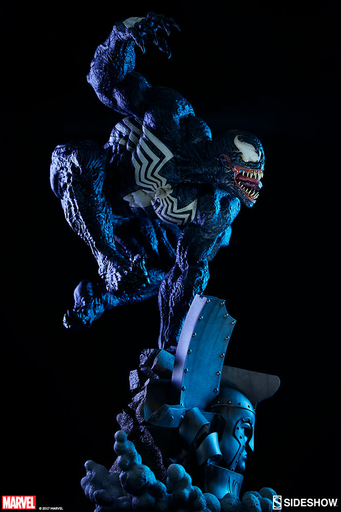 marvel-venom-premium-format-figure-300456-16.jpg