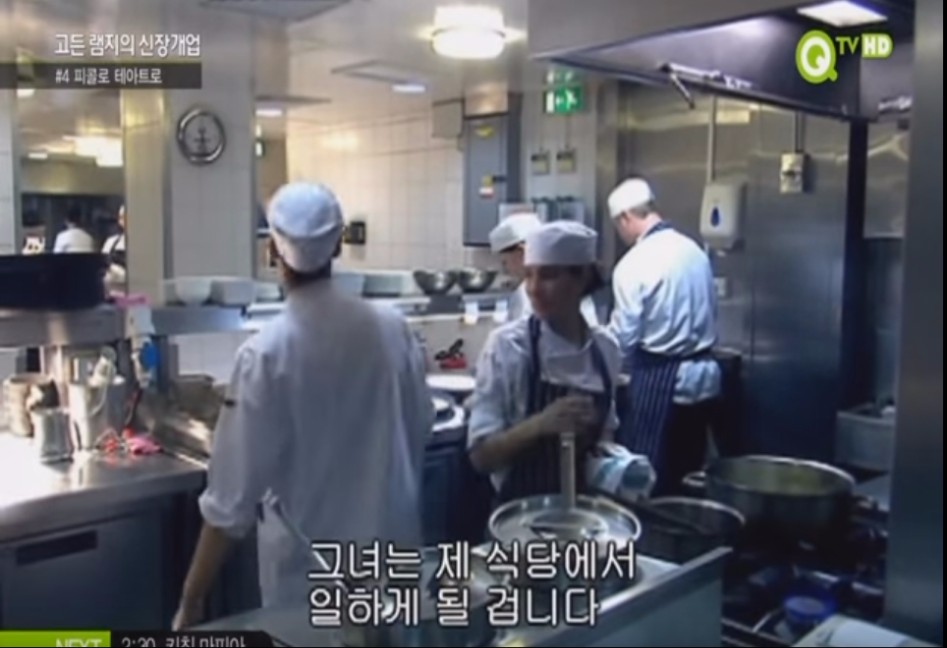 (스압주의) 고든램지와 젊은 여성요리사.jpg_75.jpg