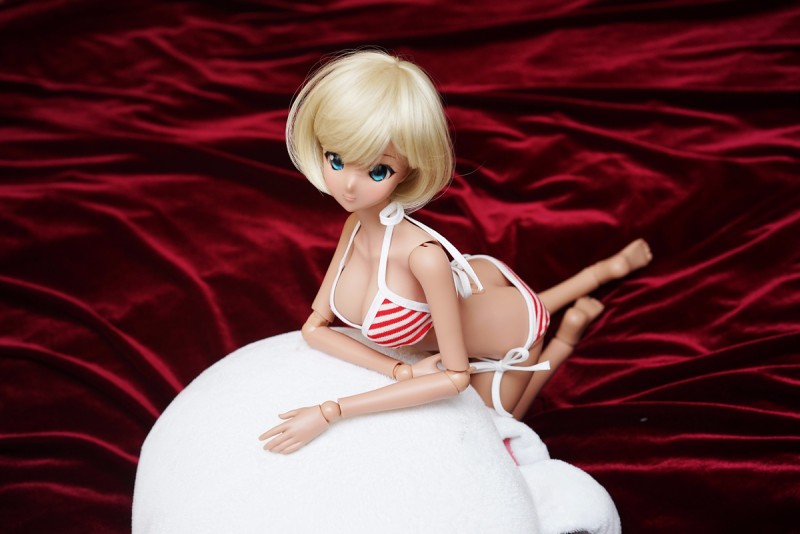 붉은 벨벳 천과 함께 한 스마트돌 사진 촬영_5.jpg