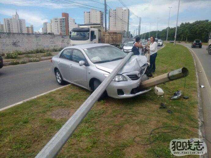 갈 때 가더라도 담배 한 대 정도는 괜찮잖아?_1.jpg