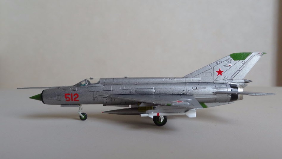 04_Mig21mf_Left01DSC04998.JPG