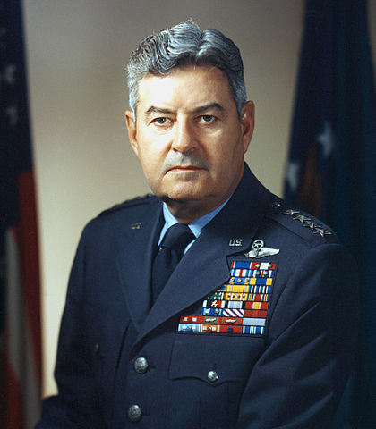 http-%2F%2Fupload.wikimedia.org%2Fwikipedia%2Fcommons%2Fthumb%2F7%2F73%2FCurtis_LeMay_(USAF).jpg%2F420px-Curtis_LeMay_(USAF).jpg
