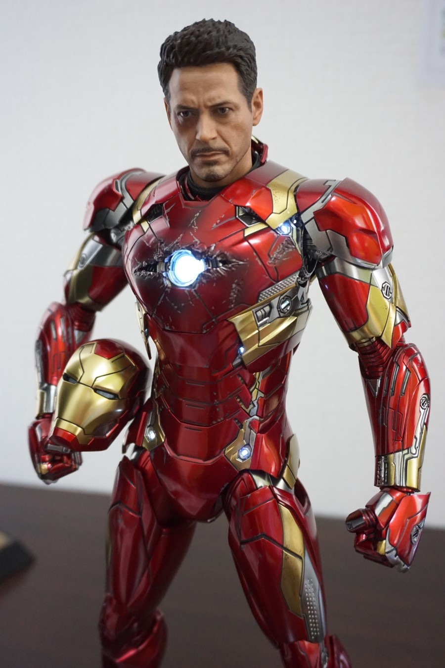 핫토이 캡틴아메리카 시빌워 아이언맨 마크46_18.jpg