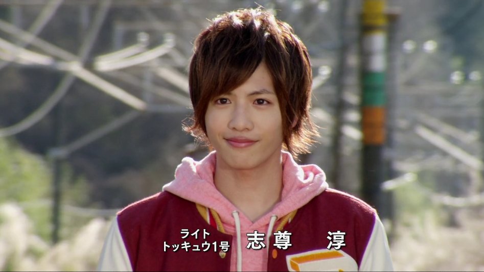 [OZC-Live]Express Sentai ToQGer BD Box E01 'Let's Go By Special Express Train' [720p].mkv_000155869.png