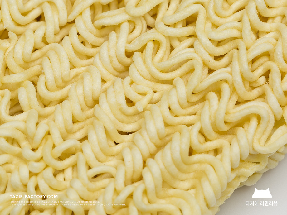 32번째 라면리뷰 : 오뚜기 콩국수라면 - 최초의 콩국수 라면_5.jpg