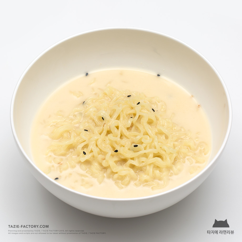 32번째 라면리뷰 : 오뚜기 콩국수라면 - 최초의 콩국수 라면_12.jpg