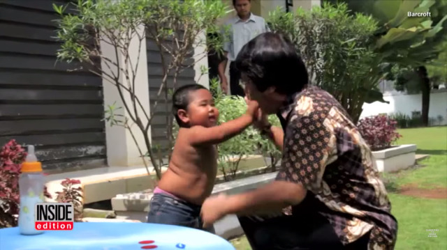 한때 인터넷에 유명했던 담배피는 꼬마 근황.jpg_6.jpg