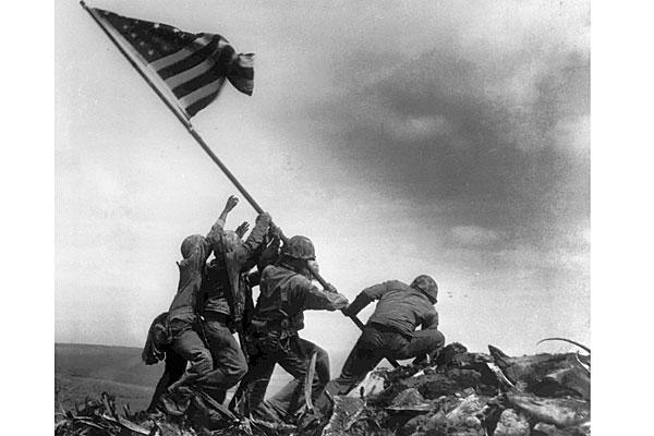 4-27-13-Iwo-Jima-flag-raising_full_600.jpg