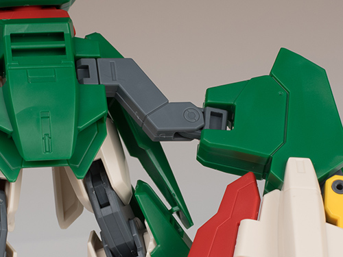 HGBF 1/144 건담 페니체 리베르타 해외 리뷰_25.jpg