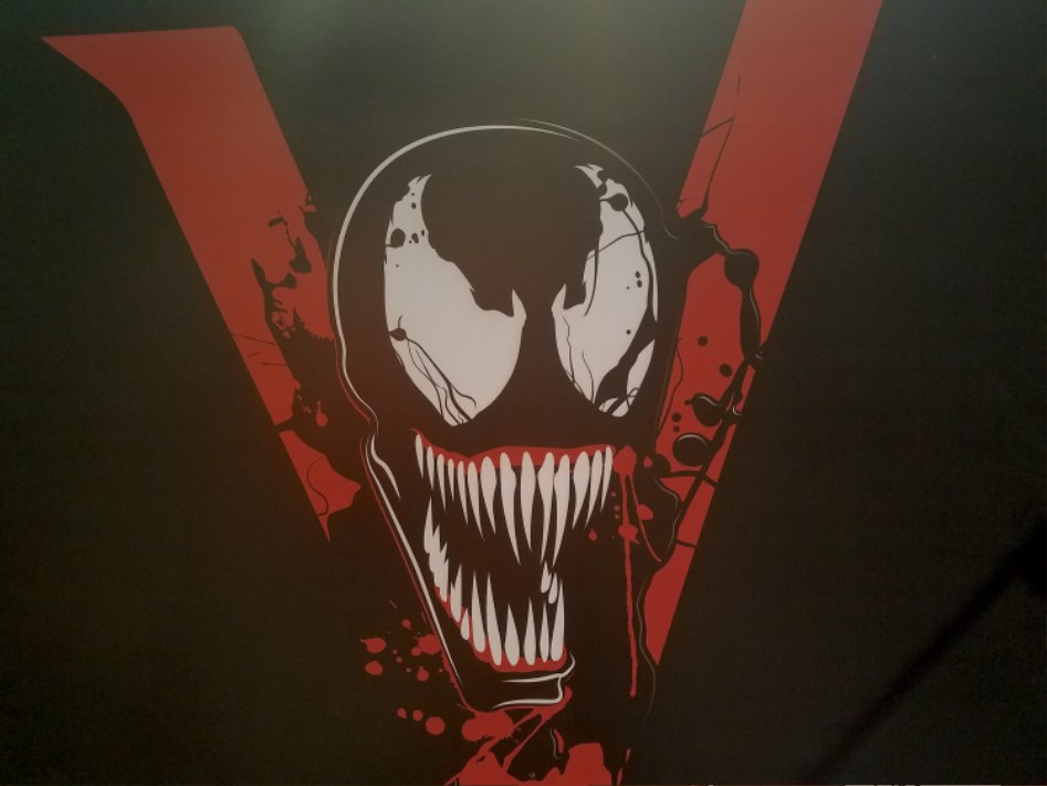 venom-movie-poster-ccxp-image-1.jpg