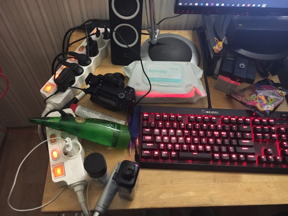 서른살 히키코모리 방_16.jpg