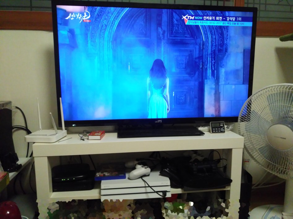 아직 어리숙한 30대의 방_5.jpg