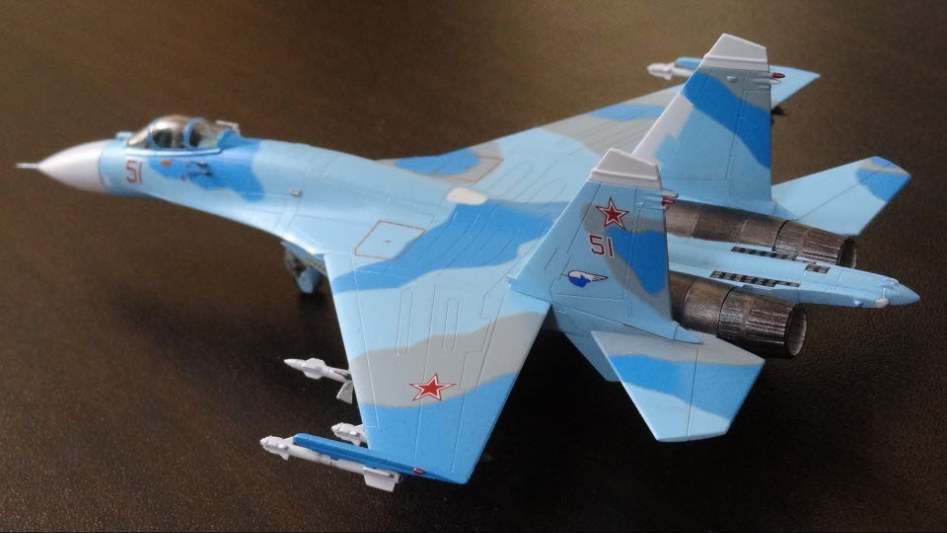 Fin_03_Su27_LeftUp_02.JPG