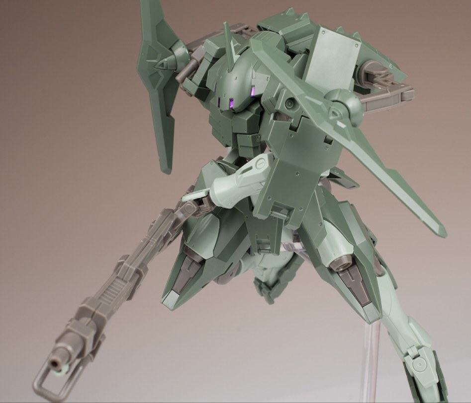 hgbf_strikergnx043.jpg