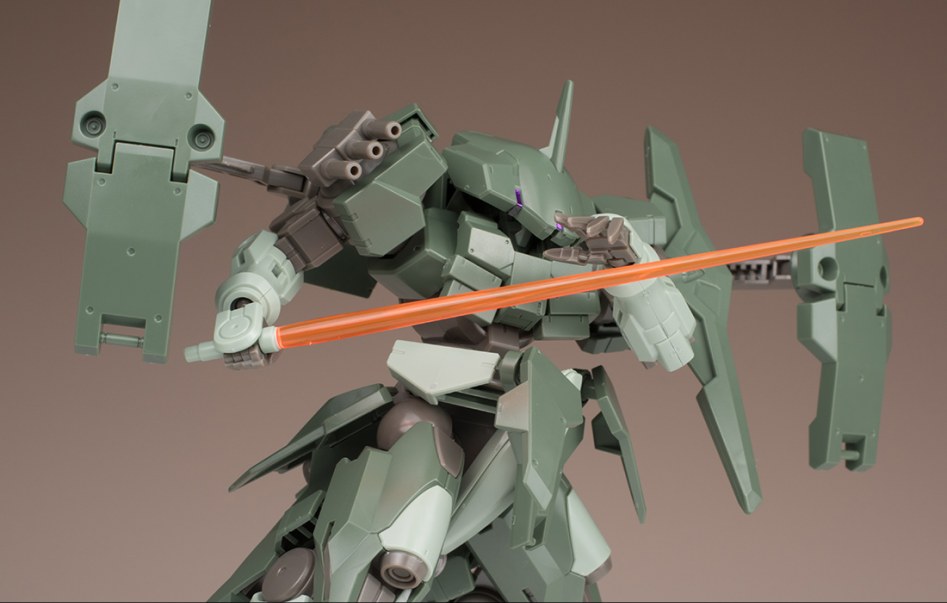 hgbf_strikergnx044.jpg