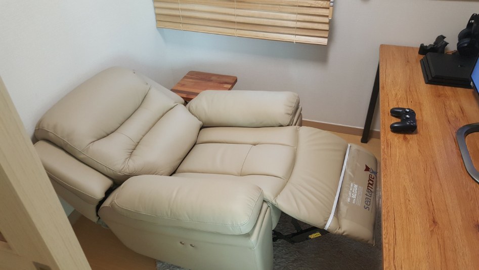 30대 중반 애아빠의 첫 아파트 입주 및 게임방 꾸미기_10.jpg