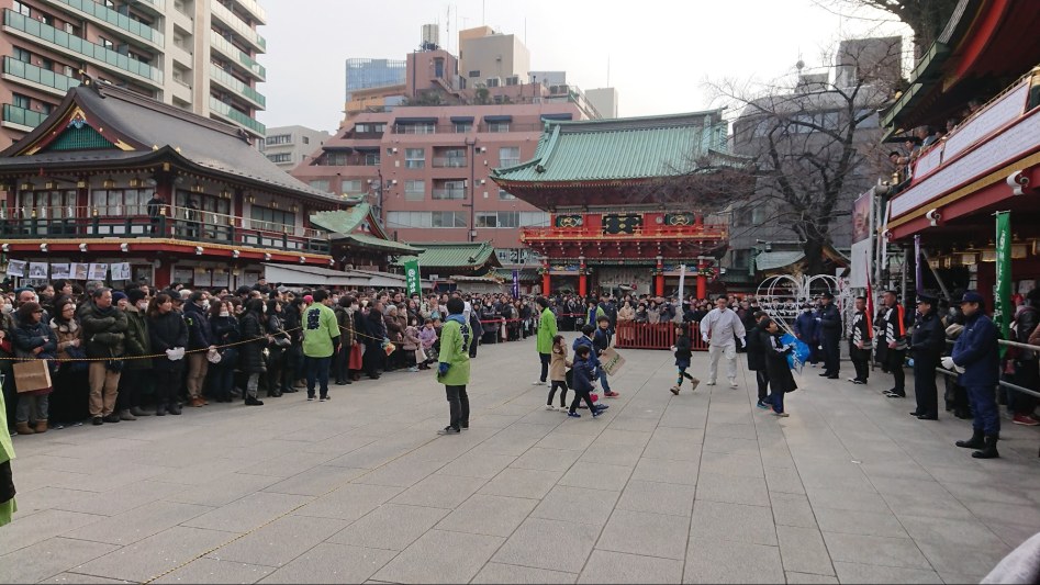2월 3일 도쿄 여행 3일차 - 토우야마 나오 라이브, 나카노브로드웨이, 칸다묘진_23.jpg