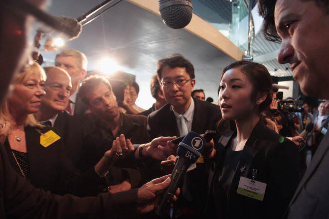 평창올림픽 성공개최를 위한 김연아의 10년.gif_2.jpg