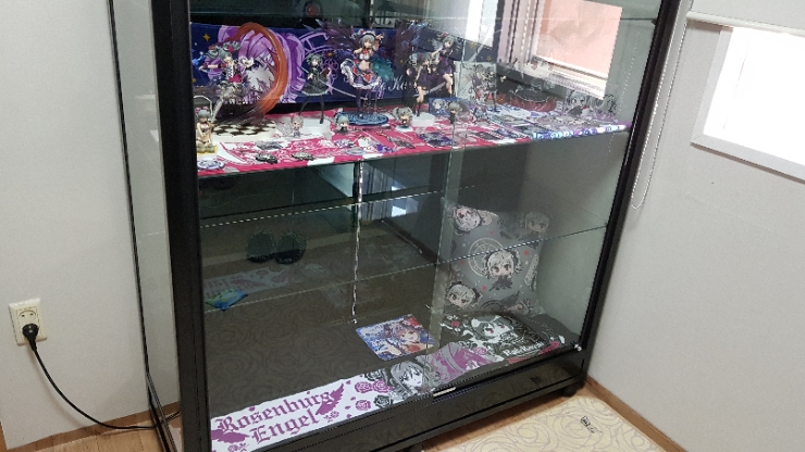 피규어 진열대를 구입하였습니다!!!_2.jpg