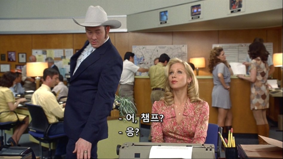 앵커맨 Anchorman.The.Legend.of.Ron.Burgundy.2004.BluRay.720p.X264-MySiLU.mkv_20180424_152311.969.jpg