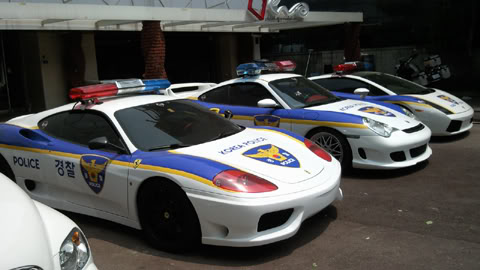 korea-korean-police-supercars-la-1.jpg