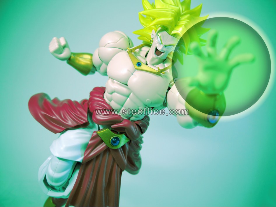 073 legendary Super Saiyan Broly.jpg