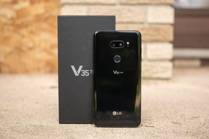 LG-V35-ThinQ-Review-001.jpg