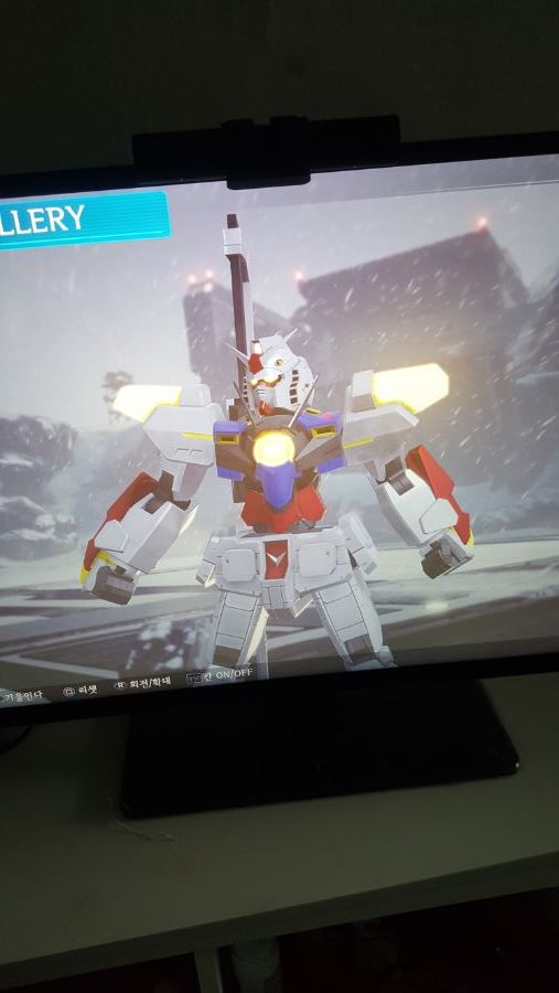 0건담 만들다가 그냥 올려봅니다_1.jpg