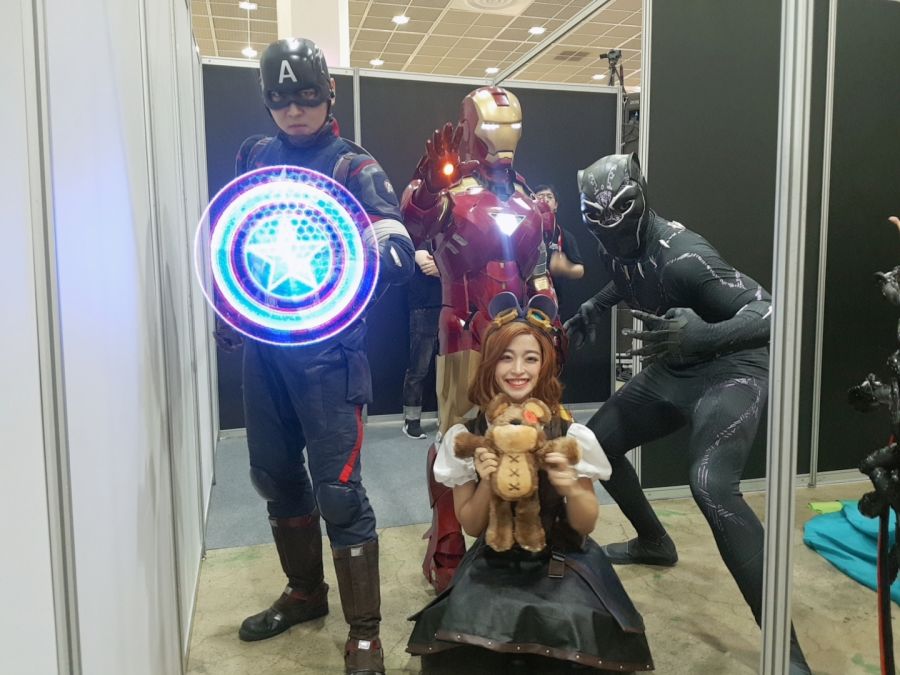[LIHA] 코믹콘 다녀온 제이나 코스프레_14.jpg