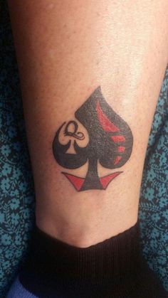 60caa1289bbe27a58faefb3e120aba96--queen-of-spades-spade-tattoo.jpg