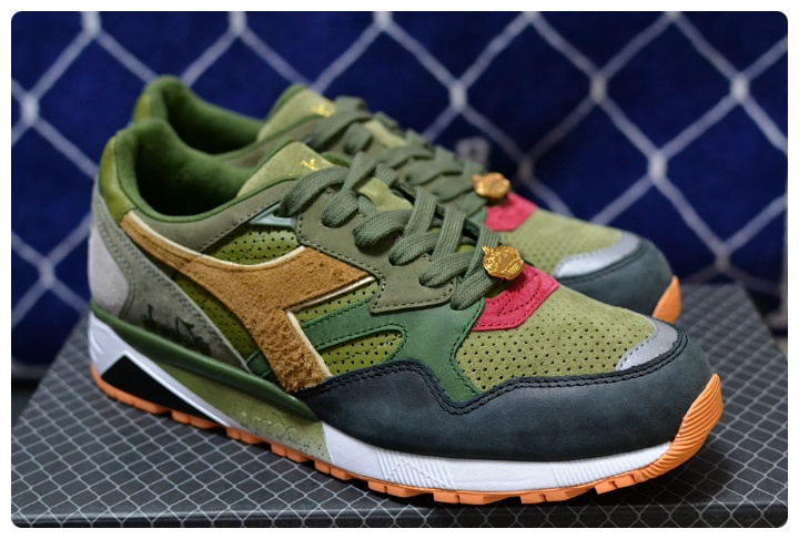 diadora mighty crown
