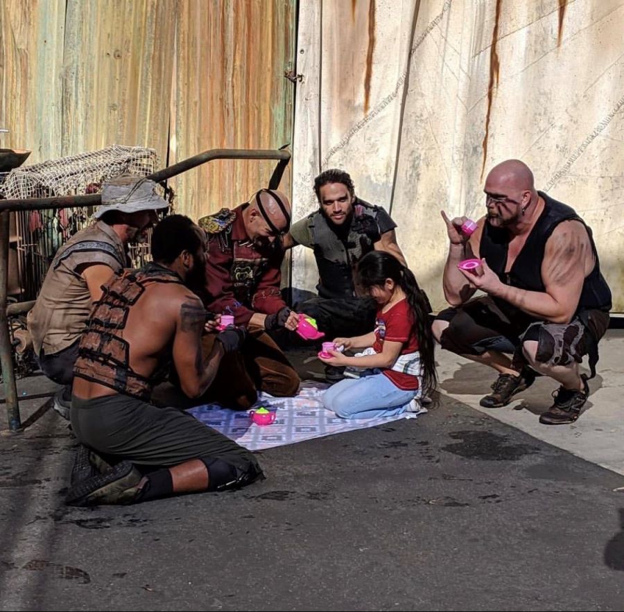 소녀를 XX하는 다섯명의 남자들.JPG_1.jpg