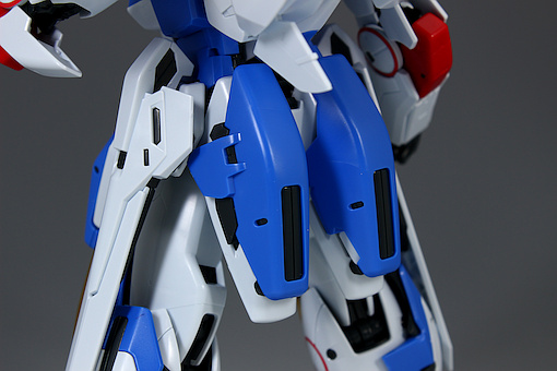 MG V2 어설트 버스터 건담 Ver.Ka 해외 리뷰 3 (스크롤 주의)_54.jpg