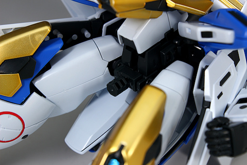 MG V2 어설트 버스터 건담 Ver.Ka 해외 리뷰 3 (스크롤 주의)_55.jpg