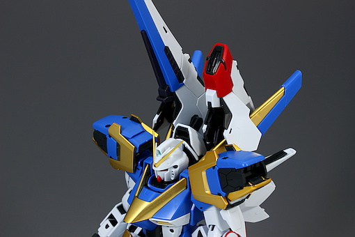 MG V2 어설트 버스터 건담 Ver.Ka 해외 리뷰 3 (스크롤 주의)_74.jpg