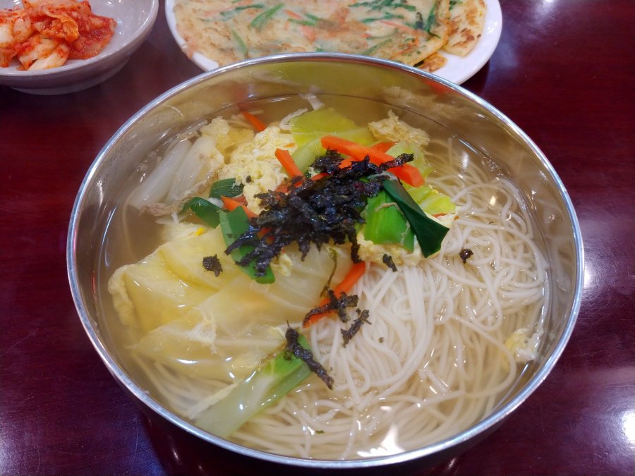 잔치국수, 부추전 | 음식 갤러리 잔치국수, 부추전 | 음식 갤러리 | 루리웹