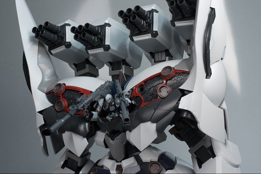 HGUC 1/144 II 네오 지옹 (내러티브 Ver) 해외 리뷰_70.jpg