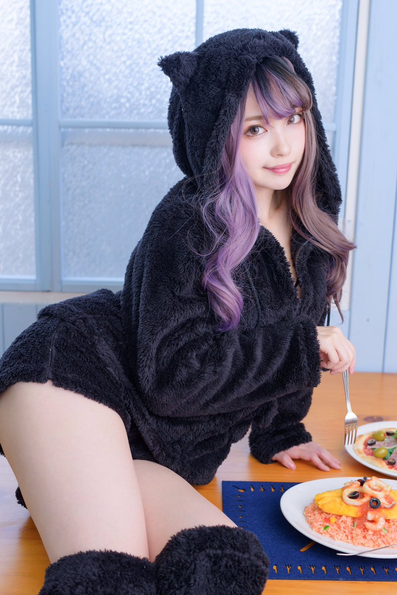 일본의 E컵 코스녀.jpg_17.jpg