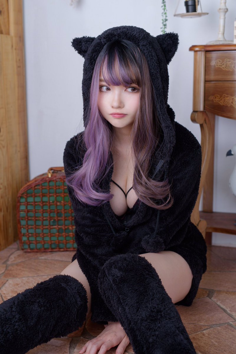 일본의 E컵 코스녀.jpg_18.jpg