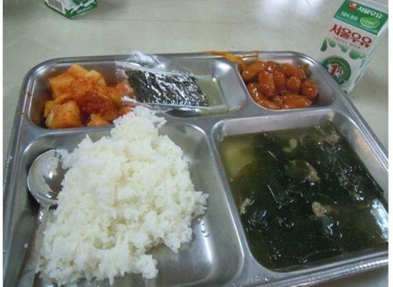 다들 전역날 아침메뉴를 기억해보자_1.jpg