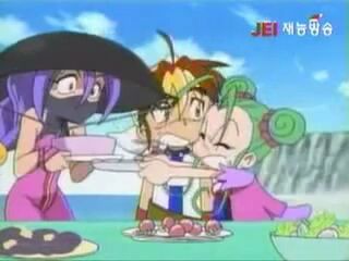 [요리킹 조리킹] 찬이에게 자신의 요리를 맛보라고 다투는 반디와 메이_4.jpg